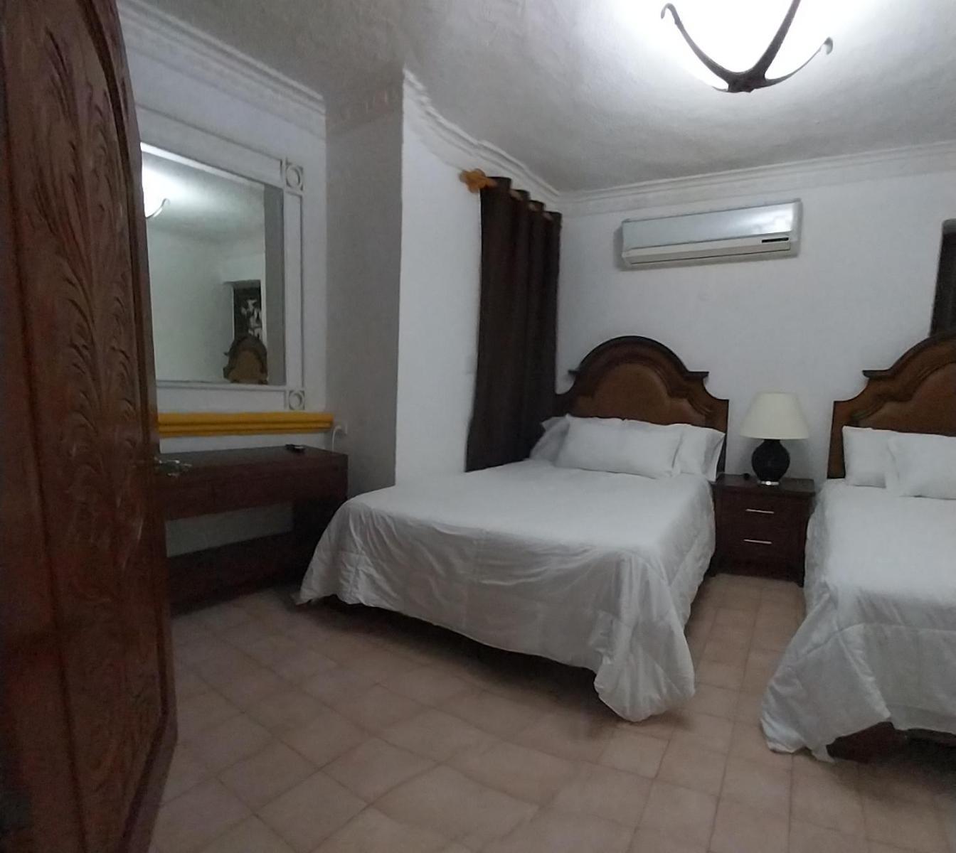 Hermosa Casa Cuatro Recamaras Independientes Ca Mérida